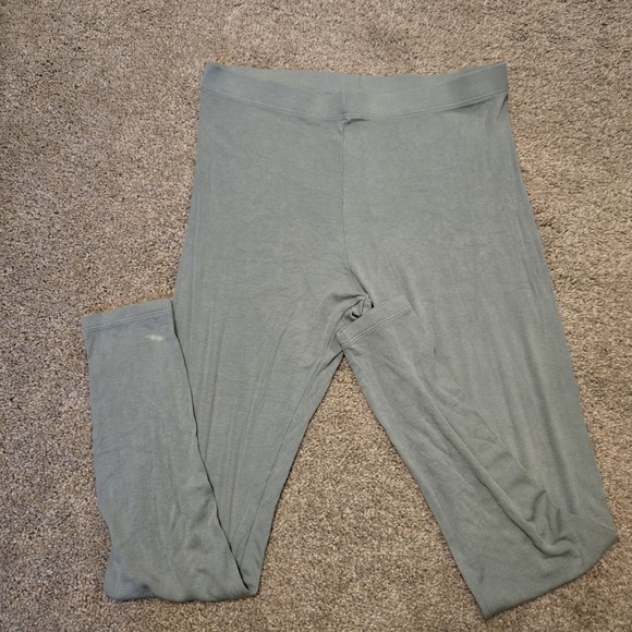 Victoria's Secret Legging Pajama Pants Pale Green Sage Size Medium M Modal FLAW - Picture 1 of 6